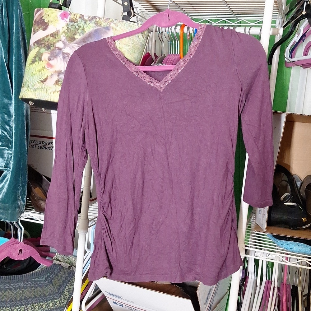 PIERRE CARDIN PURPLE V-NECK 3/4 SLEEVE TOP MEDIUM